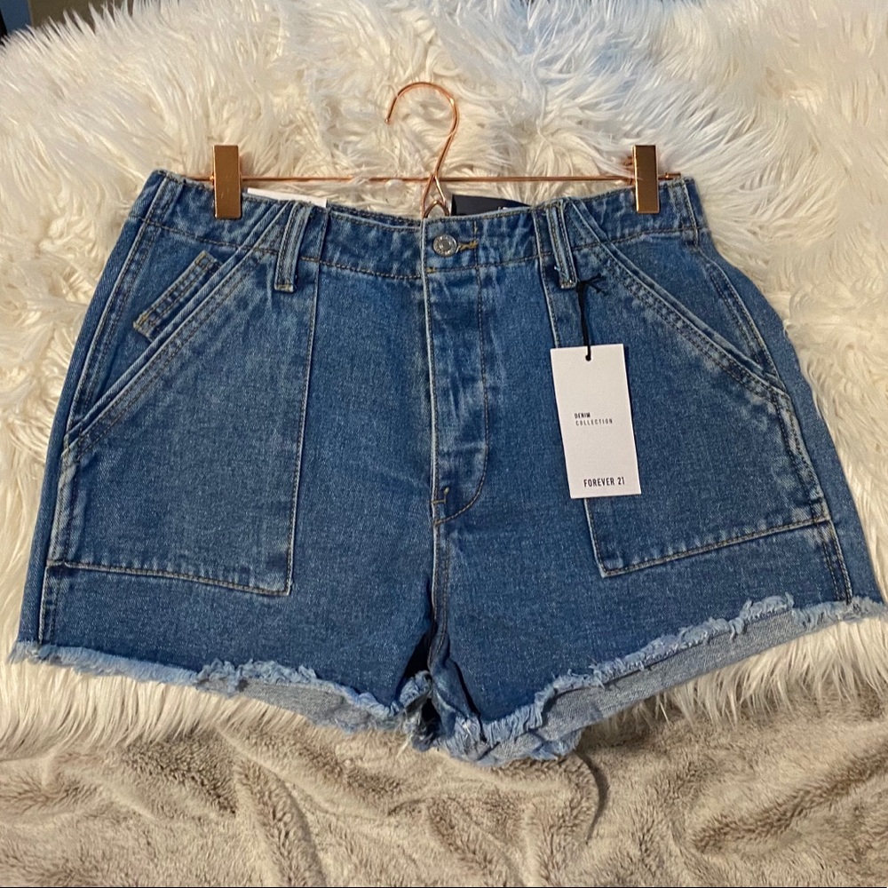 F21 Frayed Jean Shorts 31